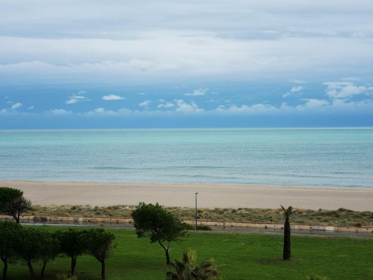 Mas De La Mer Saint-Cyprien  Exteriör bild